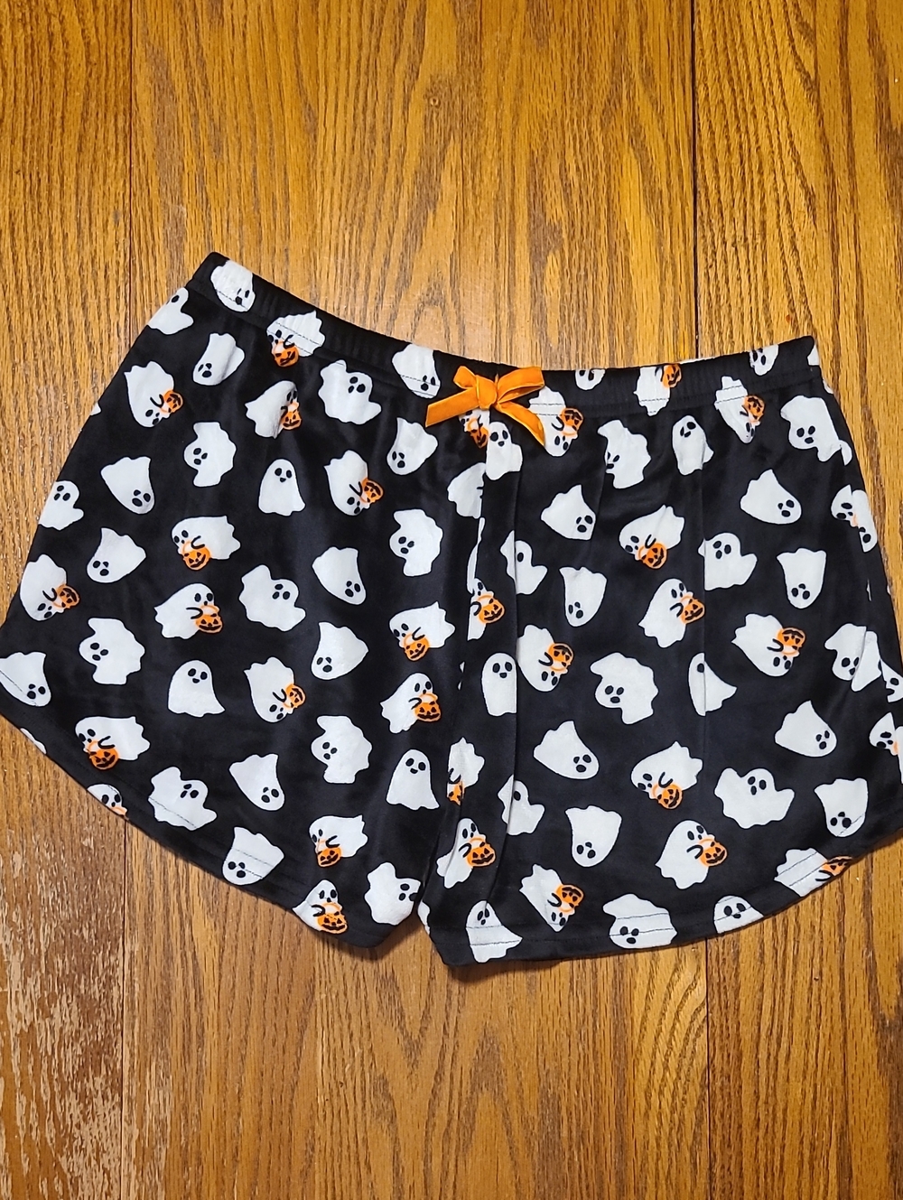 Black Halliween Ghost Print Lounge Shorts with Orange Bow - Girl's Large
